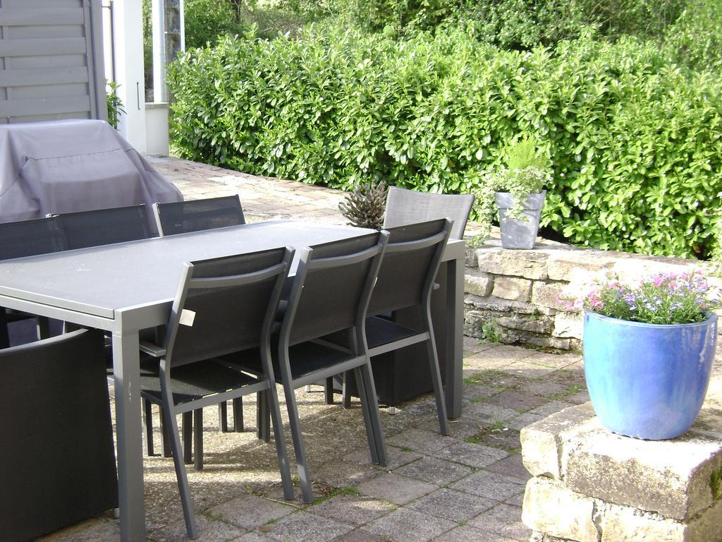 Les Petunias Bed & Breakfast